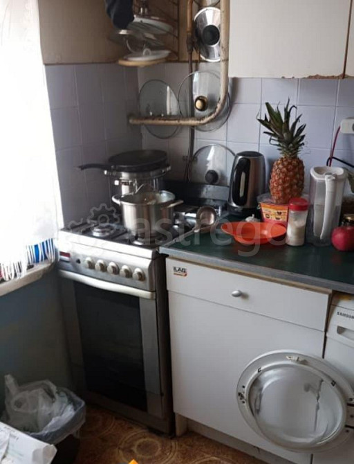 Комната, 11.5 м2, 1/9 эт. Москва - изображение 1