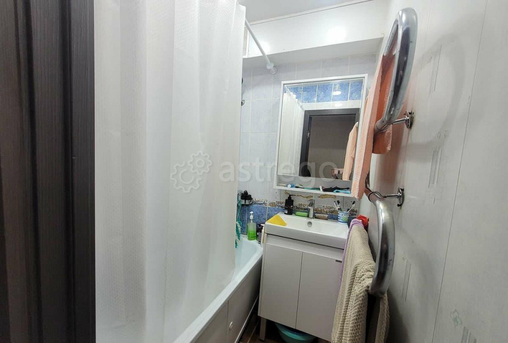 4-комн. квартира, 60.7 м2, 3/5 эт. Астрахань - изображение 3