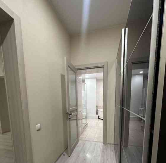 2-комн. квартира, 90 м2, 3/8 эт. Санкт-Петербург