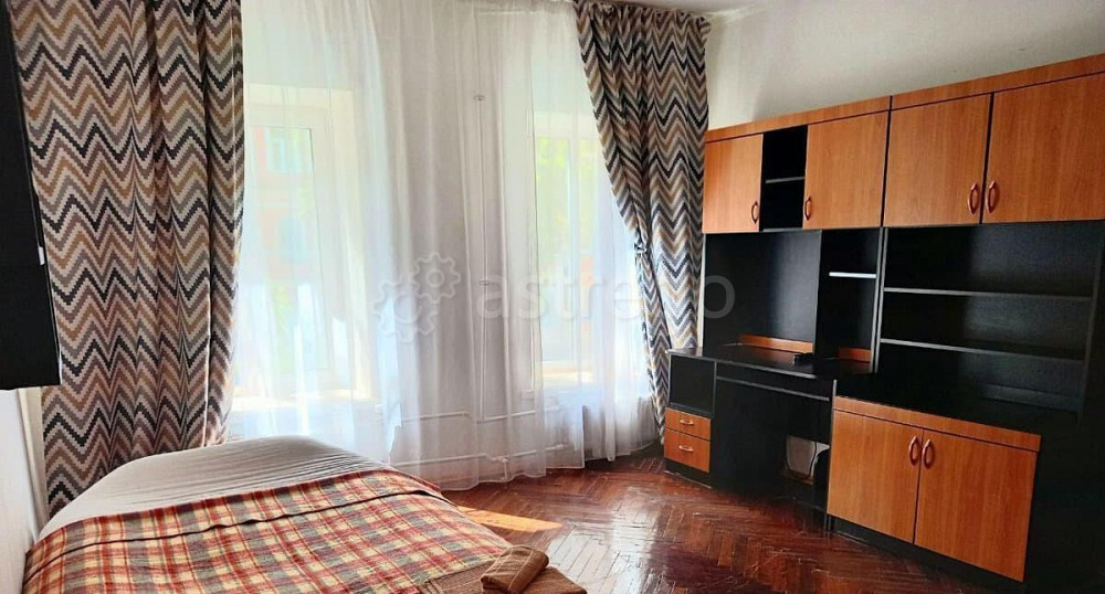 2-комн. квартира, 76 м2, 2/4 эт. Санкт-Петербург - изображение 2
