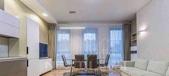 3-комн. квартира, 130 м2, 2/8 эт. Санкт-Петербург