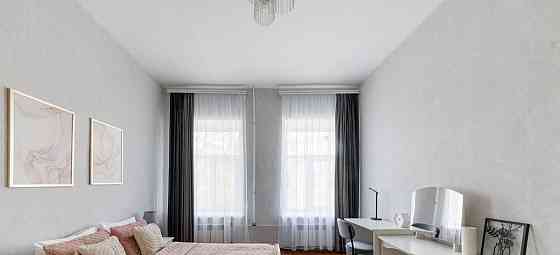 3-комн. квартира, 120 м2, 3/5 эт. Санкт-Петербург