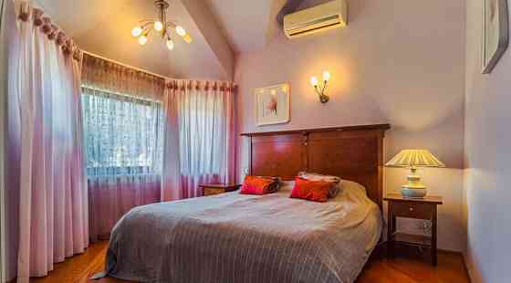 Коттедж, 300 м2 Санкт-Петербург