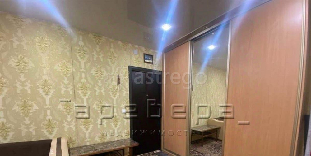 Комната, 16.8 м2, 5/9 эт. Красноярск - изображение 2