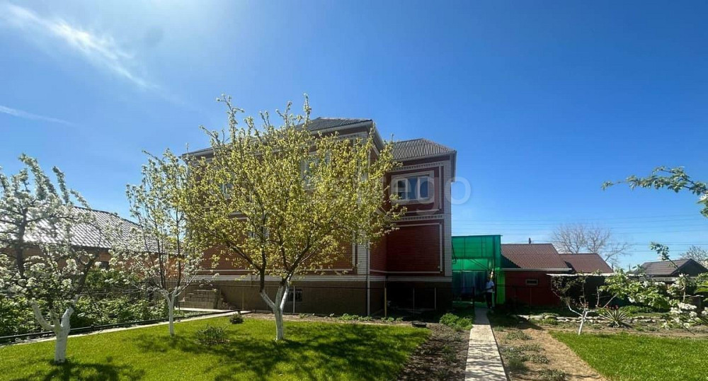 Коттедж, 290 м2, 10 соток, 2 эт. Астрахань - изображение 1