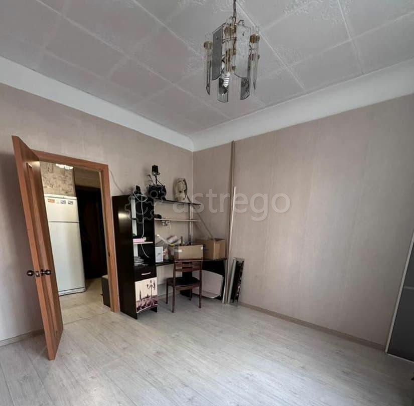 Комната, 47 м2, 1/4 эт. Краснозаводск - изображение 2