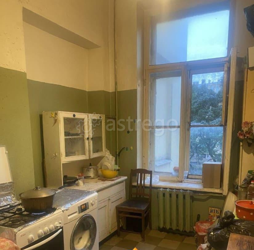 Комната, 40 м2, 2/4 эт. Санкт-Петербург - изображение 1