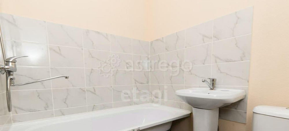 2-комн. квартира, 70.3 м2, 5/9 эт. Бийск - изображение 4