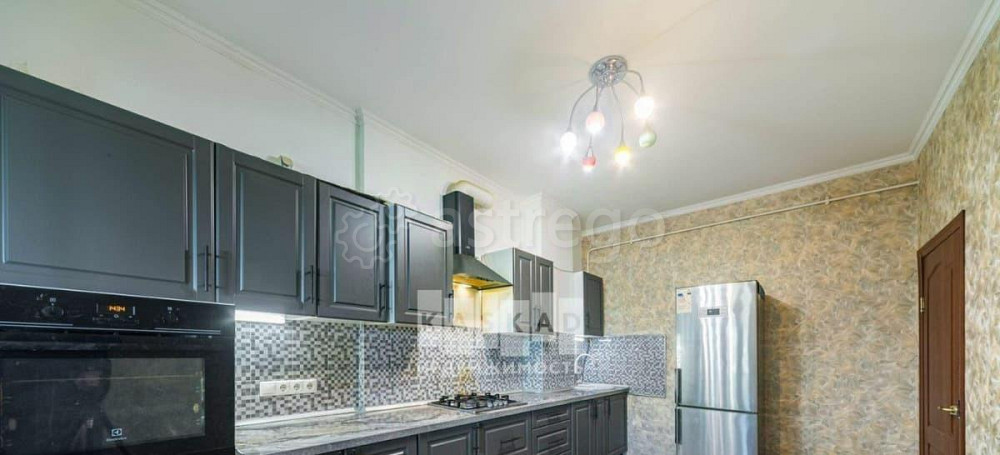 Дом, 250 м2, 4 сотки, 3 эт. Апрелевка - изображение 1