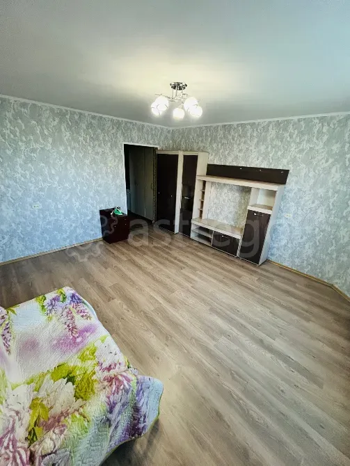 Сдам 1-комнатную квартиру, 38, 6 м², 2/17 эт. Красноярск - изображение 2