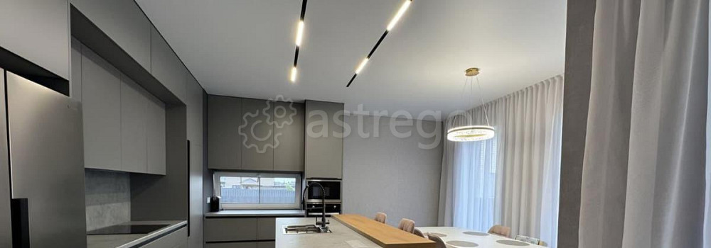 Коттедж, 185 м2, 5 соток, 2 эт. Москва - изображение 1