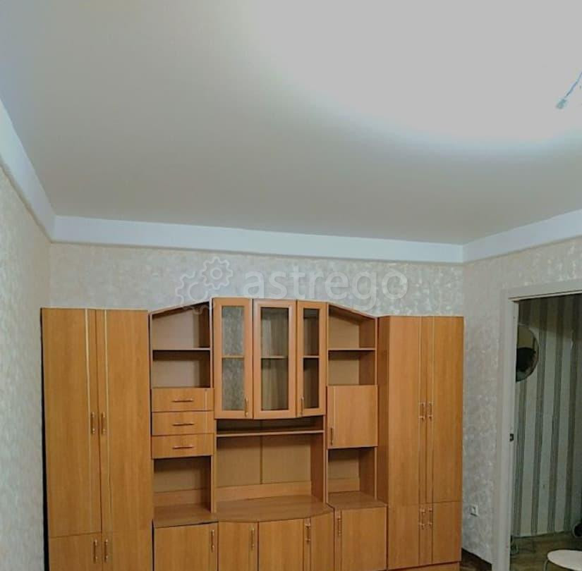 Комната, 18 м2, 1/9 эт. Санкт-Петербург - изображение 2