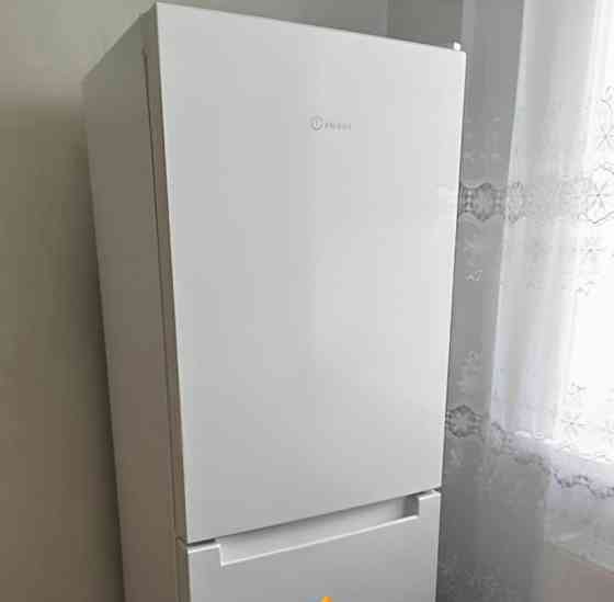 2-комн. квартира, 60 м2, 2/9 эт. Астрахань