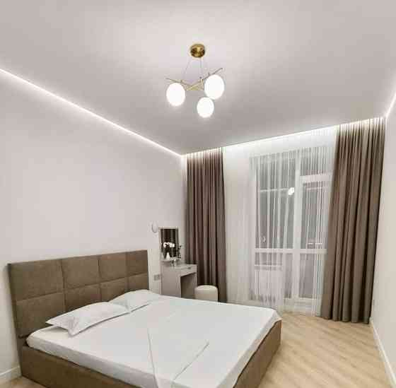 2-комн. квартира, 85 м2, 3/10 эт. Санкт-Петербург