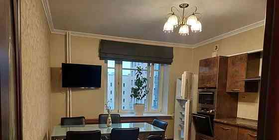 5-комн. квартира, 129 м2, 4/10 эт. Санкт-Петербург