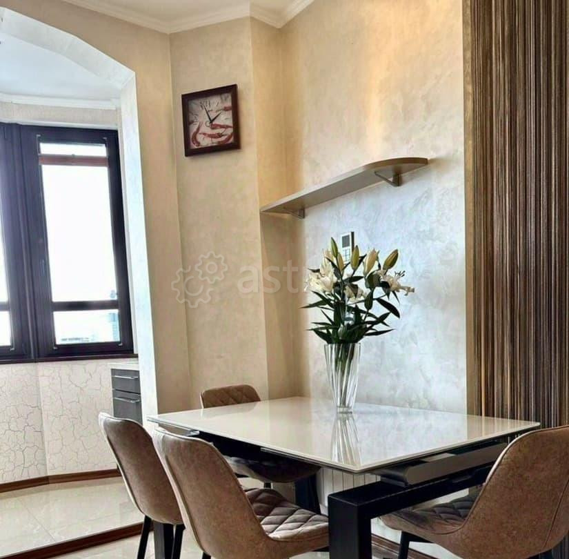 2-комн. квартира, 82 м2, 16/24 эт. Москва - изображение 1