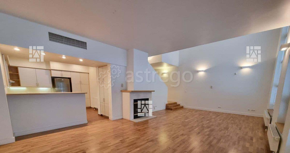 Коттедж, 220 м2, 4 сотки, 2 эт. Москва - изображение 1