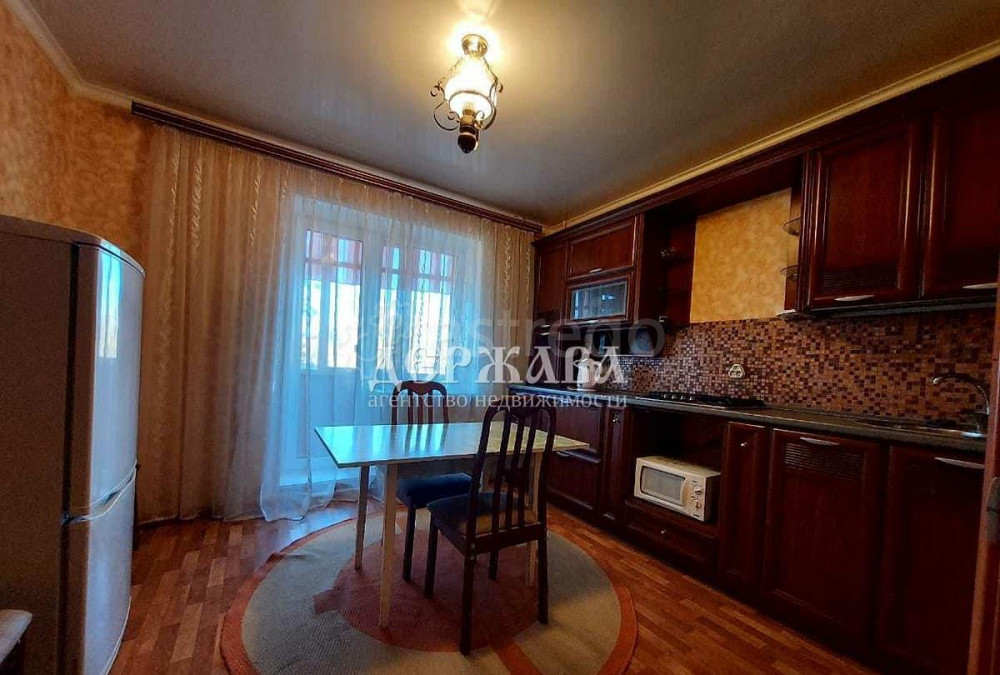 2-комн. квартира, 64 м2, 3/9 эт. Старый Оскол - изображение 3