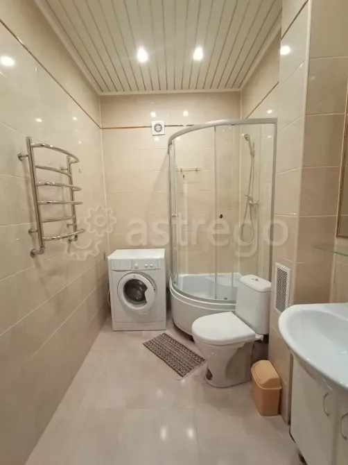 Сдам 1-комн. Квартиру, 46 м2, 5/10 эт., Посуточно Севастополь - изображение 3