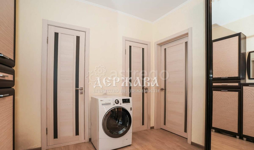 4-комн. квартира, 95 м2, 5/5 эт. Старый Оскол - изображение 8