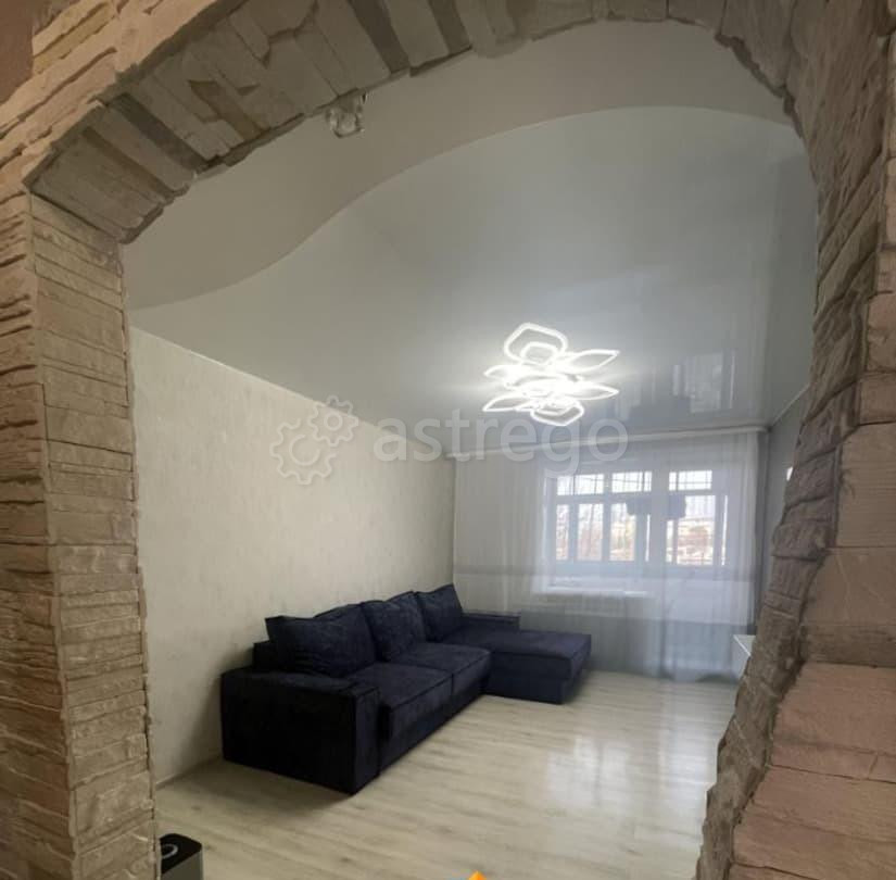 3-комн. квартира, 58.4 м2, 2/5 эт. Шимановск - изображение 1