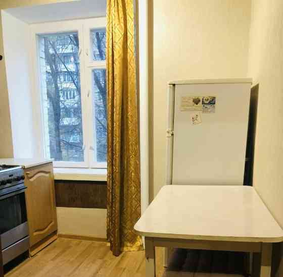 1-комн. квартира, 35 м2, 3/9 эт. Москва