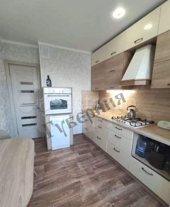4-комн. квартира, 74 м2, 9/9 эт. Белгород - изображение 1