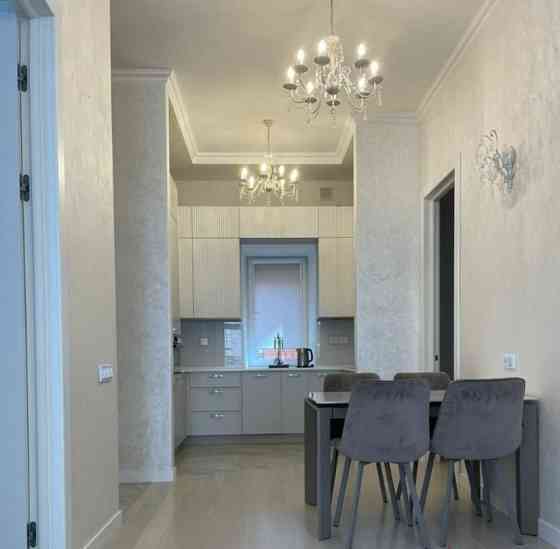 4-комн. квартира, 89 м2, 2/4 эт. Москва