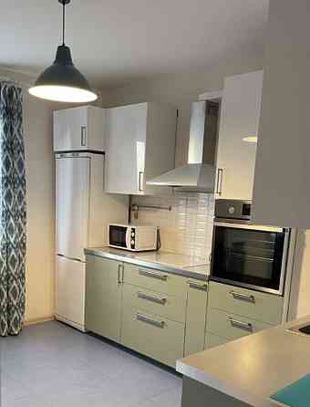 3-комн. квартира, 81 м2, 16/25 эт. Санкт-Петербург