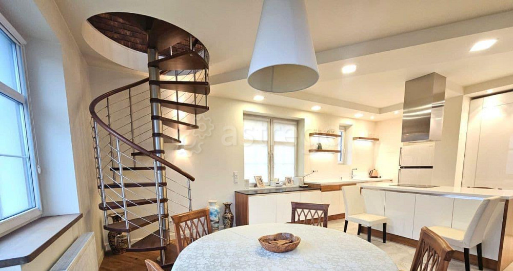 Студия, 100 м2, 2/4 эт. Химки - изображение 1