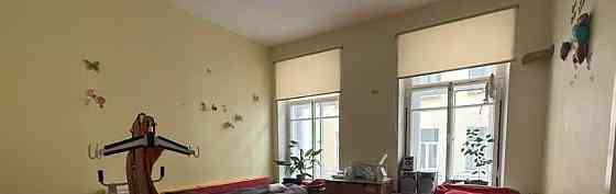 4-комн. квартира, 131.5 м2, 2/5 эт. Санкт-Петербург