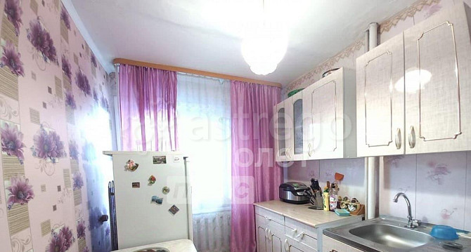 3-комн. квартира, 60.4 м2, 1/3 эт. Заринск - изображение 1