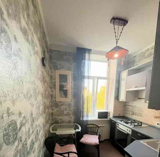2-комн. квартира, 62.5 м2, 6/8 эт. Москва