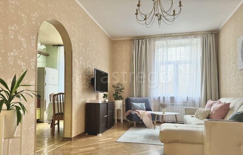 2-комн. квартира, 66 м2, 2/5 эт. Москва - изображение 2