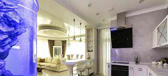 4-комн. квартира, 180 м2, 2/5 эт. Москва