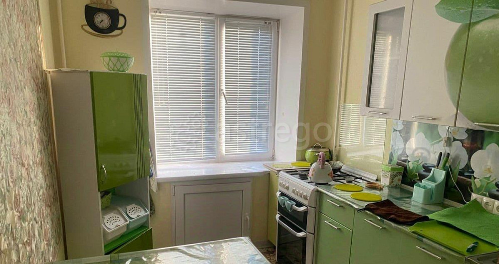 Комната, 18 м2, 3/5 эт. Нефтекамск - изображение 1