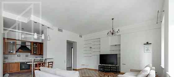 4-комн. квартира, 150 м2, 3/5 эт. Москва