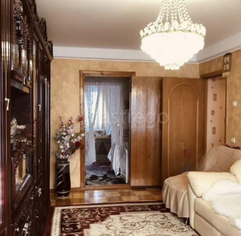 4-комн. квартира, 79 м2, 2/9 эт. Санкт-Петербург - изображение 1