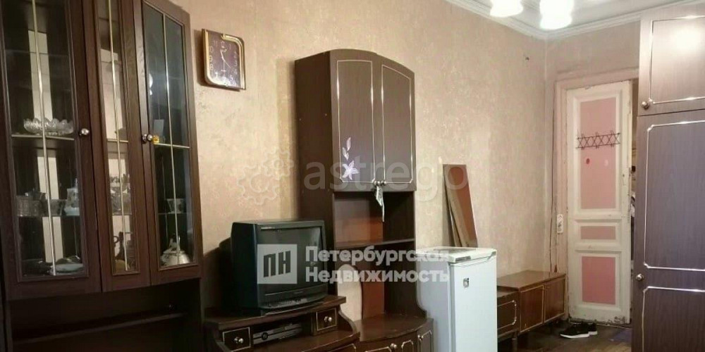 Комната, 20 м2, 3/5 эт. Санкт-Петербург - изображение 1