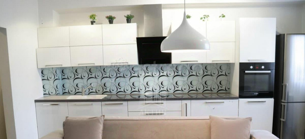 4-комн. квартира, 106.5 м2, 10/10 эт. Красноярск - изображение 1