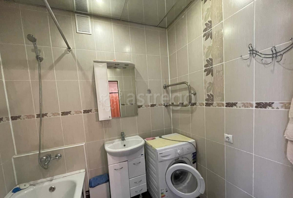 2-комн. квартира, 72 м2, 3/10 эт. Старый Оскол - изображение 6