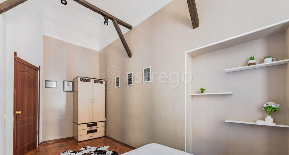 3-комн. квартира, 80 м2, 2/4 эт. Санкт-Петербург - изображение 3