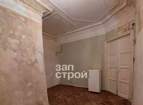 6-комн. квартира, 189.9 м2, 2/6 эт. Санкт-Петербург