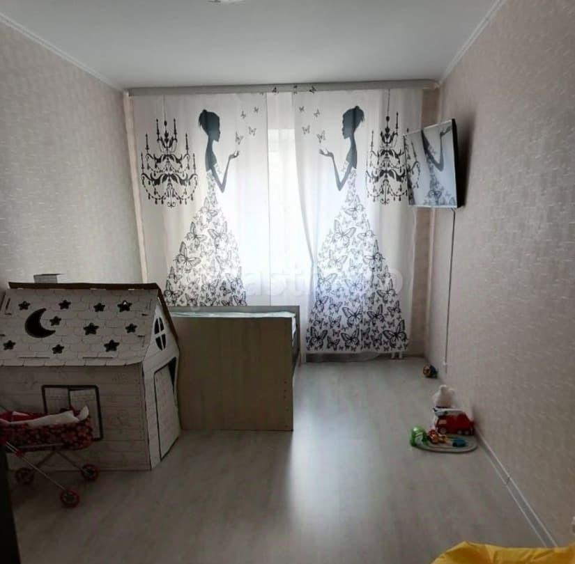 Комната, 33.3 м2, 2/17 эт. Санкт-Петербург - изображение 1
