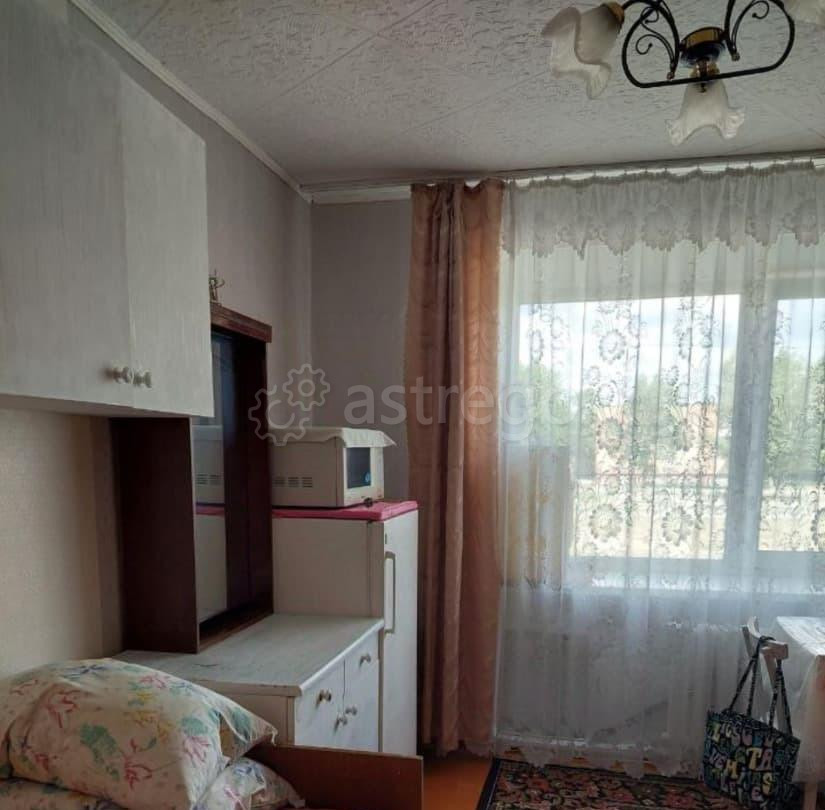 Комната, 11 м2, 1/5 эт. Яровое - изображение 4