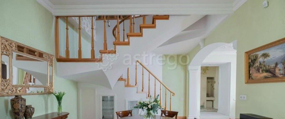 4-комн. квартира, 180 м2, 5/5 эт. Санкт-Петербург - изображение 4