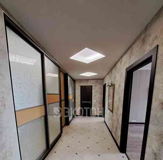 2-комн. квартира, 76 м2, 22/24 эт. Санкт-Петербург