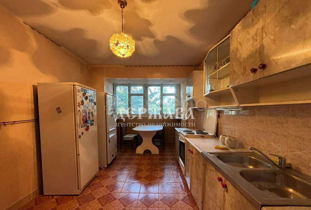 4-комн. квартира, 87.4 м2, 1/5 эт. Старый Оскол - изображение 1