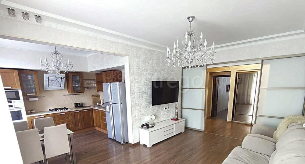 4-комн. квартира, 121 м2, 4/4 эт. Уфа - изображение 1