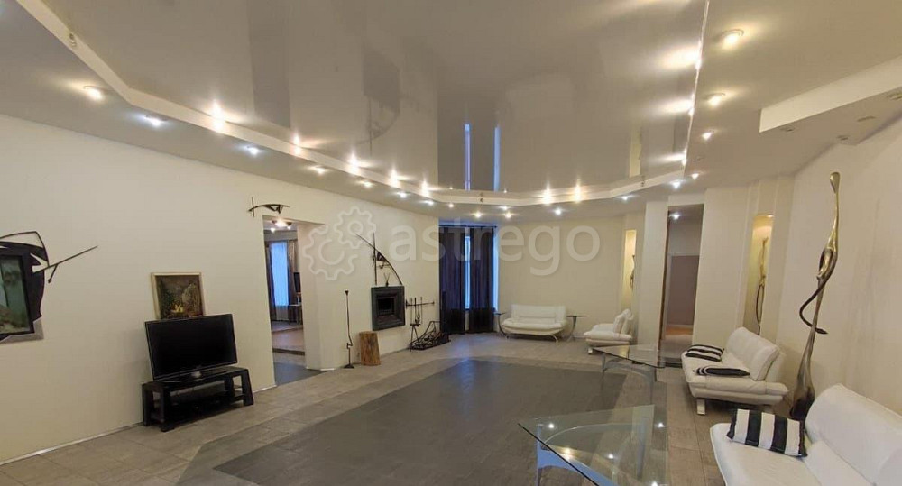 5-комн. квартира, 210 м2, 4/6 эт. Санкт-Петербург - изображение 1